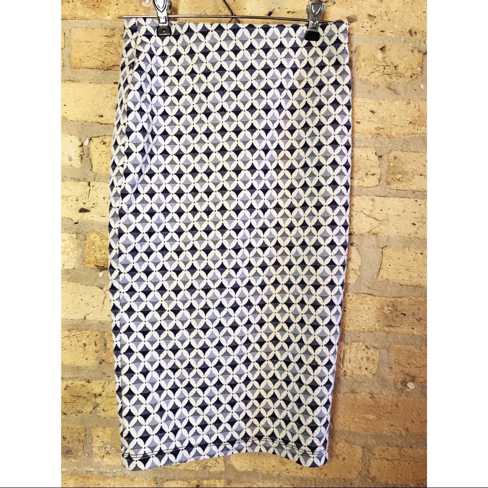 Zara Trafaluc Patterned Pencil Skirt